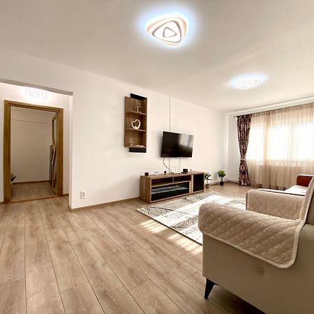 Kronstadt Apartment - Pet Friendly Брашов Экстерьер фото