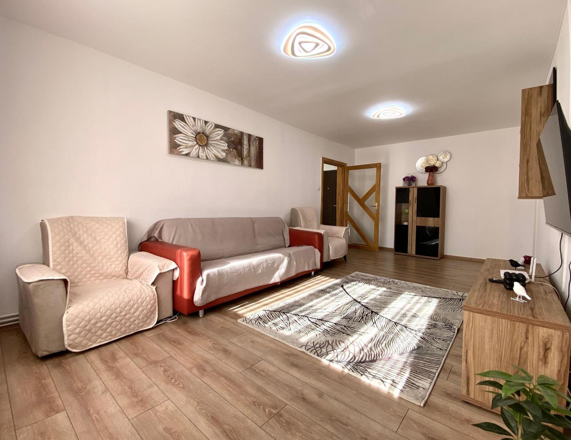 Kronstadt Apartment - Pet Friendly Брашов Экстерьер фото