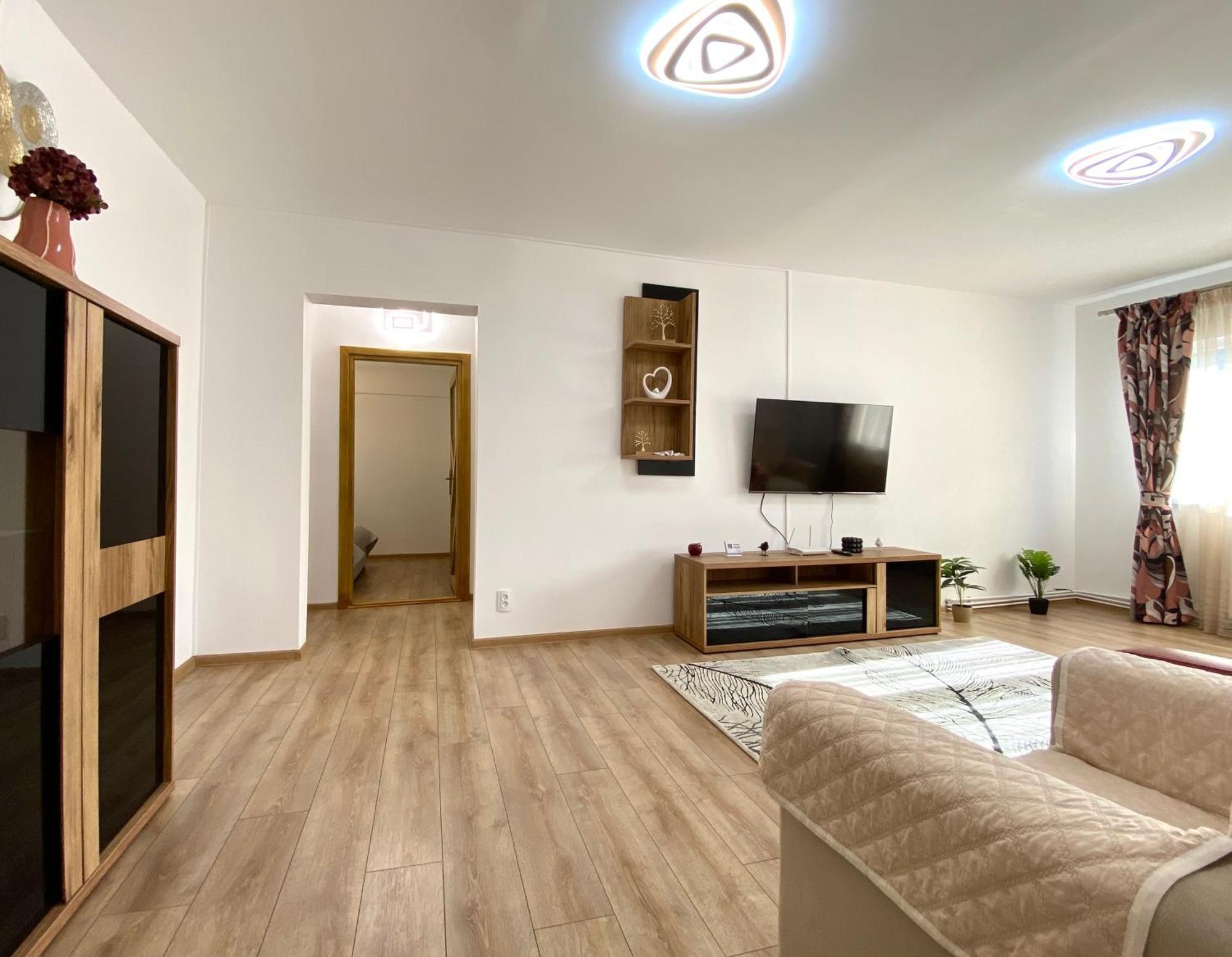 Kronstadt Apartment - Pet Friendly Брашов Экстерьер фото