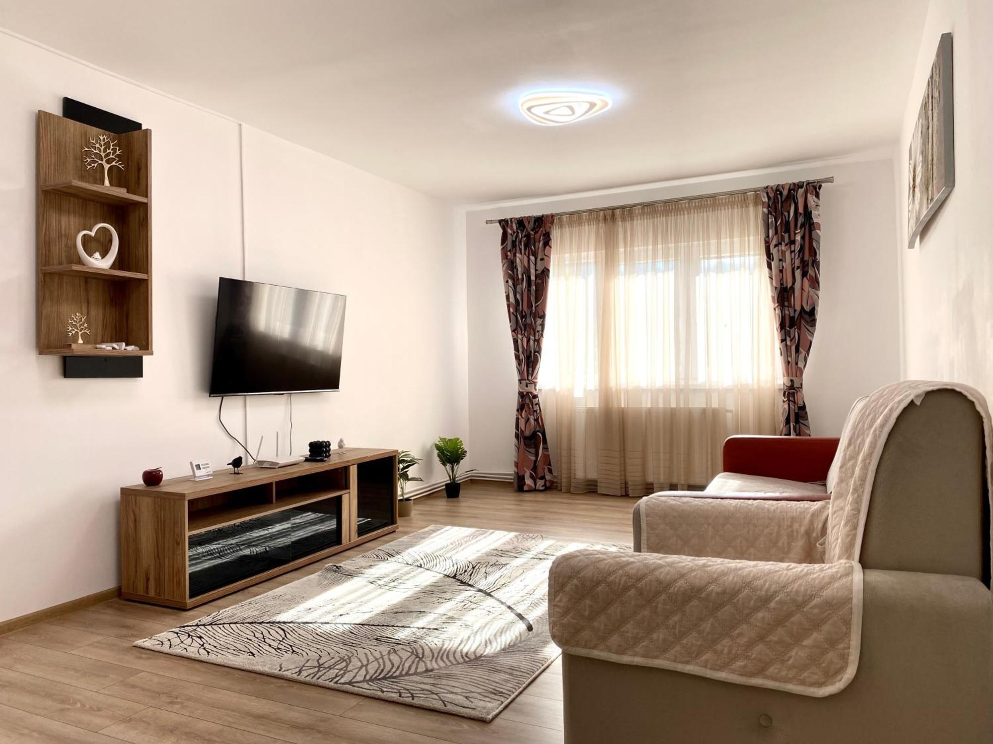Kronstadt Apartment - Pet Friendly Брашов Экстерьер фото